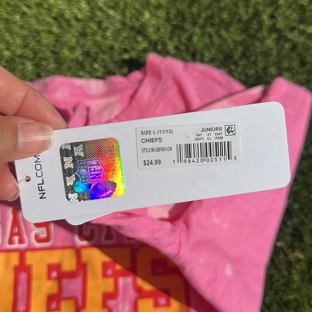 NFL Pink Kansas City Chiefs Short Sleeve Tee Teen Size 11/13 Laege - Picture 7 of 7